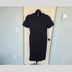 Short Sleeve Sweater Dress, Size 18